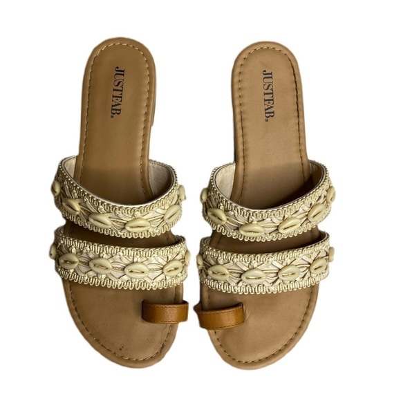 Just Fab Beach Bum Shell Sandals Size 9 - Picture 1 of 7